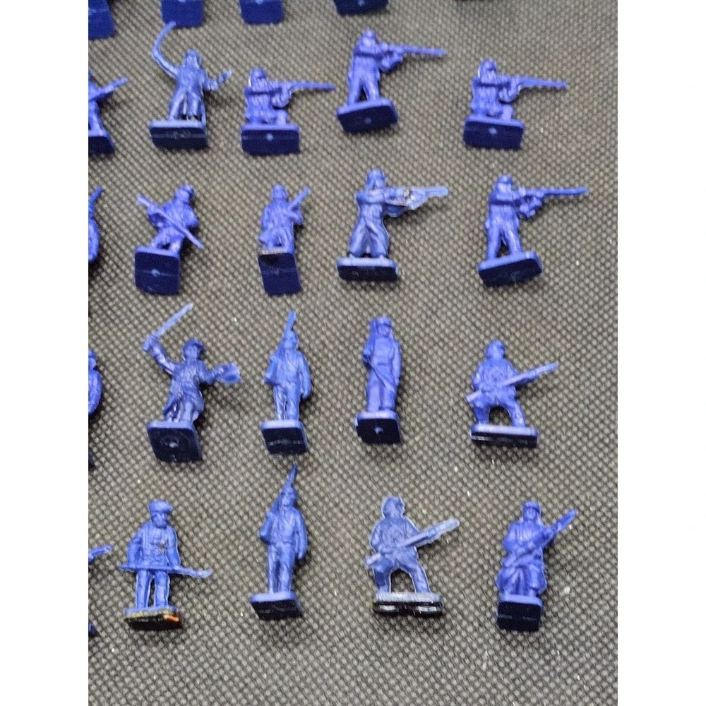 (42) Civil War Miniatures 1/72 Scale